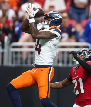 https3A2F2Fmedia.zenfs_.com2Fen2Fdenver_broncos_wire_usa_today_sports_articles_5842F8edb9a58723.webp