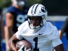 Este calouro altamente elogiado é a resposta para a incerteza da BYU no wide receiver?