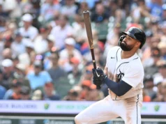 Os Guardians saíram do jogo logo depois que Riley Green, do Tigers, sofreu uma lesão na perna