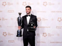 Bruno Fernandes e Khadija Shaw venceram os prémios de Jogador do Ano da PFA