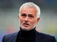 O falecido vencedor de Carlos Espy, Mourinho, recuperou a vitória no Real Madrid