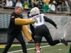Elijah Rushing permanece paciente enquanto o grande papel do Oregon entra em foco