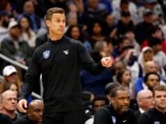 O pequeno atacante 5 estrelas Will Brunson discute recrutamento, Duke