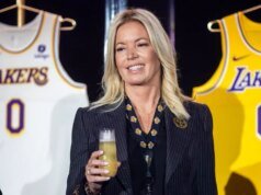 Venda do Lakers: Johnny Bass se opõe ao plano da família de vender a participação restante para Josh Kushner, Bob Iger