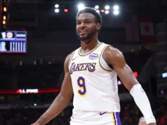 Brony James foi realmente negociado com os Sixers? o que realmente aconteceu
