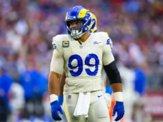 Aaron Donald está realmente voltando para os Rams?