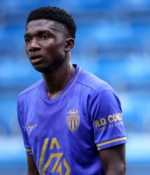 https3A2F2Fmedia.zenfs_.com2Fen2Fget_french_football_news_7022F2debdfb13243a6325c9dcff53b100bc8.webp