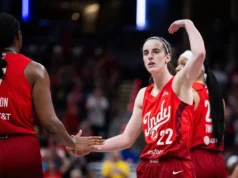 Caitlin Clark estabelece histórico na WNBA e auxilia marco na NBA