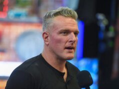 ‘Me diverti muito’ – Pat McAfee compartilha mensagem enquanto se senta com Donald Trump nos Patriot Games