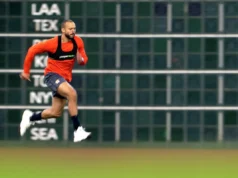 Carlos Correa, do Houston Astros, está progredindo bem e pode estar pronto para retornar em setembro