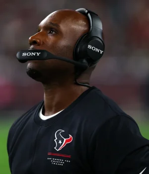 https3A2F2Fmedia.zenfs_.com2Fen2Fhouston_texans_wire_usa_today_sports_articles_5482F7647d1bc3f9.webp
