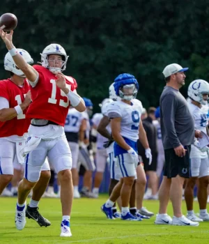 https3A2F2Fmedia.zenfs_.com2Fen2Findianapolis_colts_wire_usa_today_sports_articles_9452Fe538f2e.webp