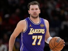 Bob Iger e Josh Kushner vão comprar o Lakers por mais de US$ 12 bilhões, informa ESPN