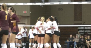 Minnesota e USC ganham varredura no State Farm VB Showcase