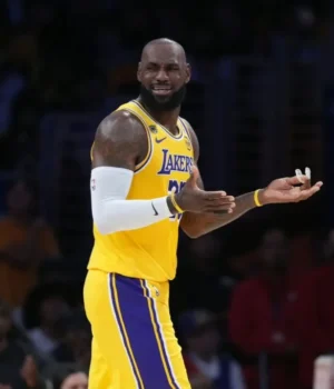 https3A2F2Fmedia.zenfs_.com2Fen2Fla_sports_report_articles_4512Fb1194115888dc9af4e772e63d93d66a.webp