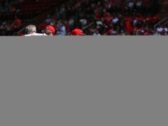 O vírus da lesão continua atingindo os Cardinals, já que o jogador de campo sofre uma torção no tornozelo