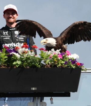 https3A2F2Fmedia.zenfs_.com2Fen2Flead_lap_racing_1382F64263b8f9e73a35afe91d6ec000100f9.jpg