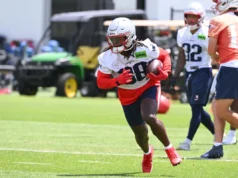 Patriots RB Raymondre Stevenson fez declaração no campo de treinamento de 2026