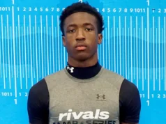 O segurança 4 estrelas Dion Edwards começa a visitar a Virginia Tech e oferece informações sobre as principais escolas em seu processo