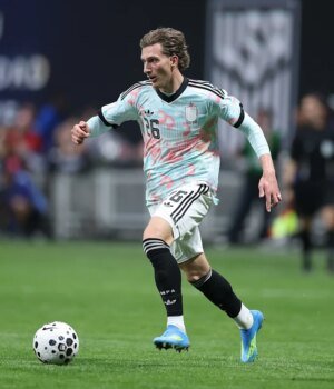 https3A2F2Fmedia.zenfs_.com2Fen2Fonefootball_articles_8022F04ee65627809dad5212ef01e4e2a5b42.jpg