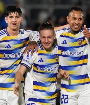 https3A2F2Fmedia.zenfs_.com2Fen2Fonefootball_articles_8022F49419ee06d42742a9d2c2cd070b9437d.jpg
