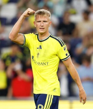 https3A2F2Fmedia.zenfs_.com2Fen2Fonefootball_articles_8022Ff9450e5d61a734550864e1a7b2c82aa0.jpg