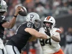 Raiders trocam C Jordan Meredith pelos Jets