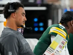 Jordan Love serviu como chamador de jogo dos Packers na segunda metade do final da pré-temporada