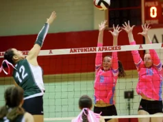 Eleita Atleta da Semana do Express-News por Veda Rodriguez do Incarnate Word