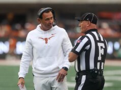 Texas está tentando deixar seus problemas de penalidades no passado
