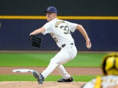 Discussão do jogo: Milwaukee Brewers (75-48) @ Los Angeles Dodgers (74-49)