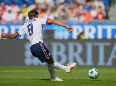 O craque mentiroso do Bayern de Munique – Por que Tom Bischoff escolheu o número 8?