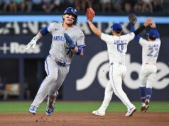 Os Royals venceram seu nono jogo consecutivo com uma defesa incrível no momento mais importante