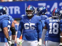 O guarda do NY Giants, CC Mauigoa, deixou o treino conjunto com os Stingers
