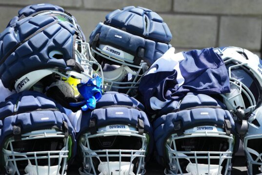 Aqui está a lista de 53 jogadores do Dallas Cowboys