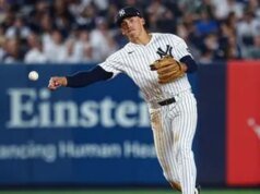 Jorge Lombard Jr., dos Yankees, sai cedo do jogo contra o Red Sox com aparente lesão no joelho