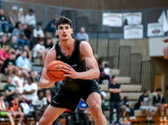 O centro de basquete do estado de Michigan, Anton Bonk, juntou-se à seleção holandesa