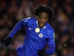 Shumaira Meuka fechou um novo contrato de longo prazo com o Chelsea antes de um empréstimo