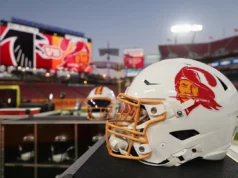 ESPN prevê a escolha dos Bucs na primeira rodada do draft simulado da NFL do início de 2027