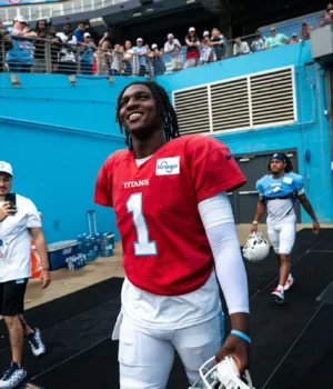 https3A2F2Fmedia.zenfs_.com2Fen2Ftennessee_titans_wire_usa_today_sports_articles_9542F7d104a158.webp