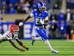 Quem liderará o futebol do Kentucky em 2026? Conheça o campo