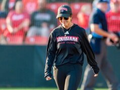 Softball da Louisiana HC Allison Habetz foi diagnosticada com câncer de mama