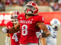 Uma vitória na quadra da NCAA deixou os defensores do futebol de Indiana em disputa