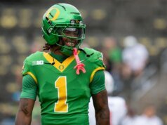 O futebol do Oregon abre a temporada contra o Boise State. Uma prévia
