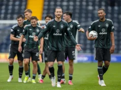 Os curadores do Aston apoiaram Kasper Hogg para ‘sobreviver’ na Liga dos Campeões pelo Celtic