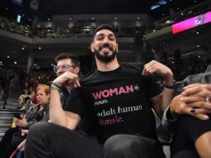 ‘Eu não deveria ser tratado de forma diferente’: Enes Kanter Freedom exige respostas da WNBA