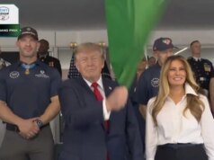 ‘Sorrisos não são genuínos’: Donald Trump critica especialistas