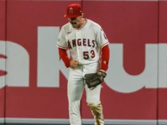 Apesar do heroísmo de Meckler, um colapso na nona entrada significou derrota para os Angels