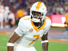 A NCAA reduziu a suspensão de Arion Carter para o futebol do Tennessee para um jogo