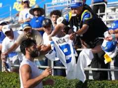 Puka Nakua se machucou durante treino contra os Cowboys